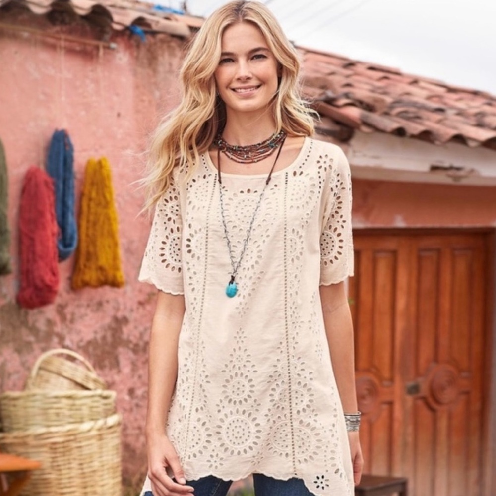 Sundance Cream Cotton Eyelet Lace Asymmetric Elbow Length Tunic Top, L, Boho
